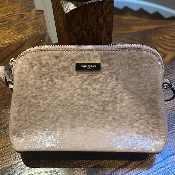 Kate Spade Blush Crossbody - Picture 1 of 4